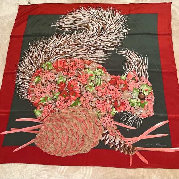 Salvatore Ferragamo women’s silk scarf - Picture 5 of 5